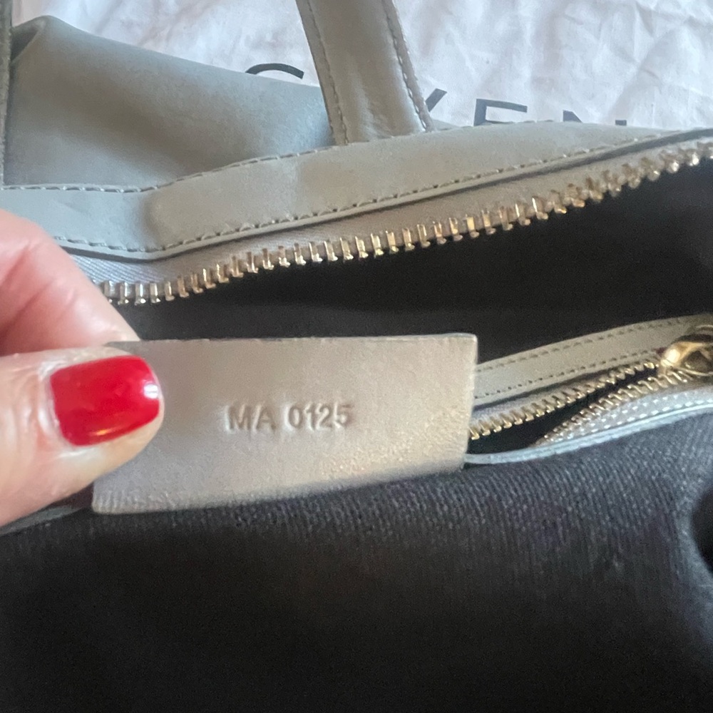 Perfect Condition Givenchy Medium Nightingale In … - image 5